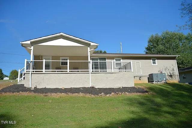 $219,900 | 216 Old Weaver Pike, Bluff City, TN 37618