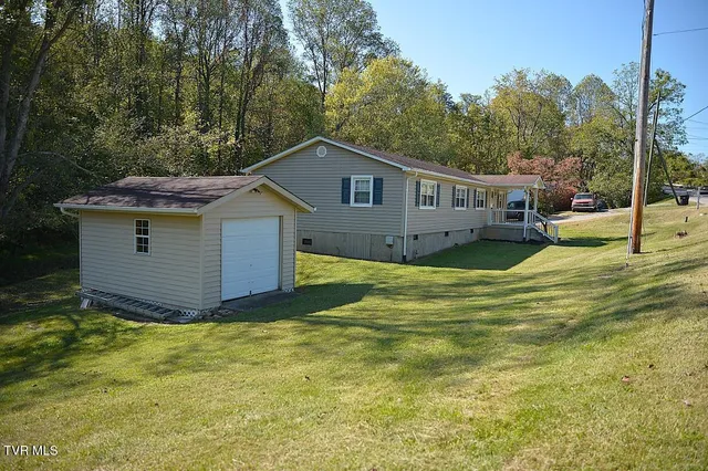 $219,900 | 216 Old Weaver Pike, Bluff City, TN 37618