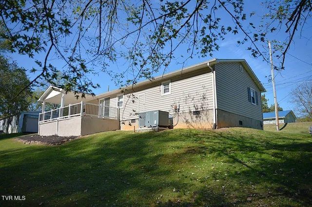 $219,900 | 216 Old Weaver Pike, Bluff City, TN 37618