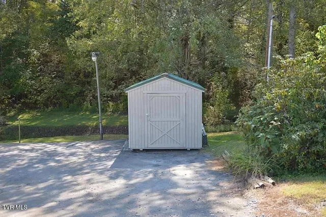 $219,900 | 216 Old Weaver Pike, Bluff City, TN 37618