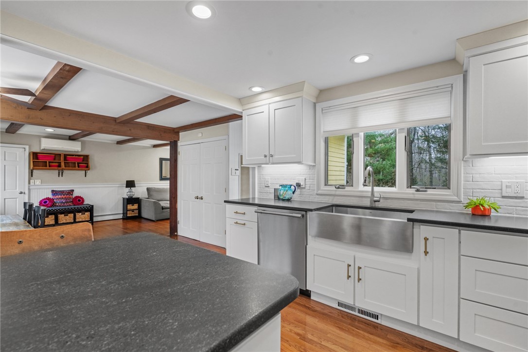 45 Linden Road Barrington, RI 02806 - Photo 12 of 50 Chef's Kitchen