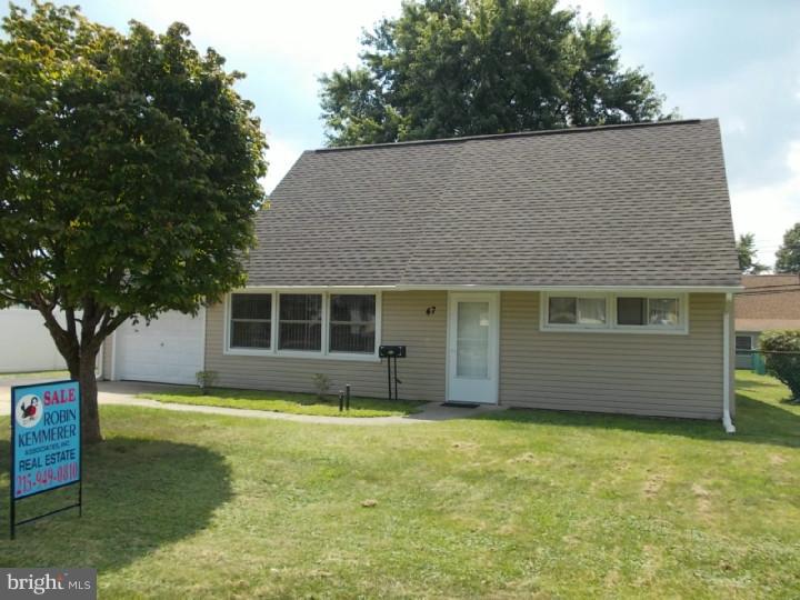 47 Cinnamon Road Levittown, PA 19057 - Photo 1 of 18 Exterior Front