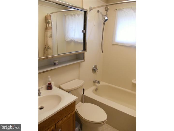 47 Cinnamon Road Levittown, PA 19057 - Photo 11 of 18 Bathroom
