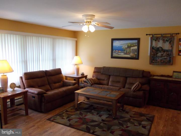 47 Cinnamon Road Levittown, PA 19057 - Photo 8 of 18 Living Room