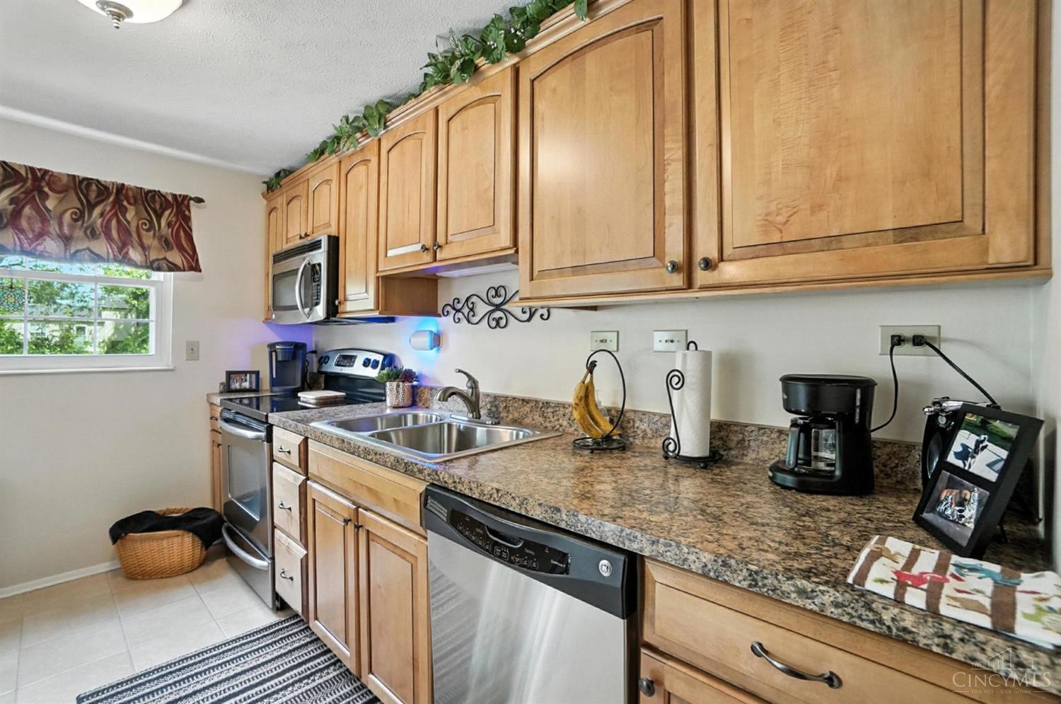10624 West Road Harrison, OH 45030 - Photo 9 of 25 Gallery Image 9