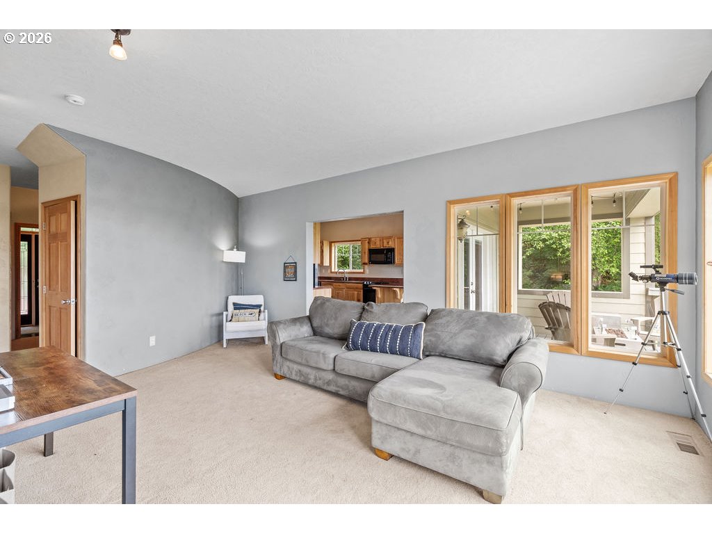 37025 Brooten Road Pacific City, OR 97135 - Photo 11 of 47 Living Room/Entrance