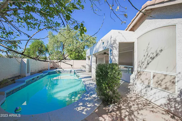 a view of a outdoor space