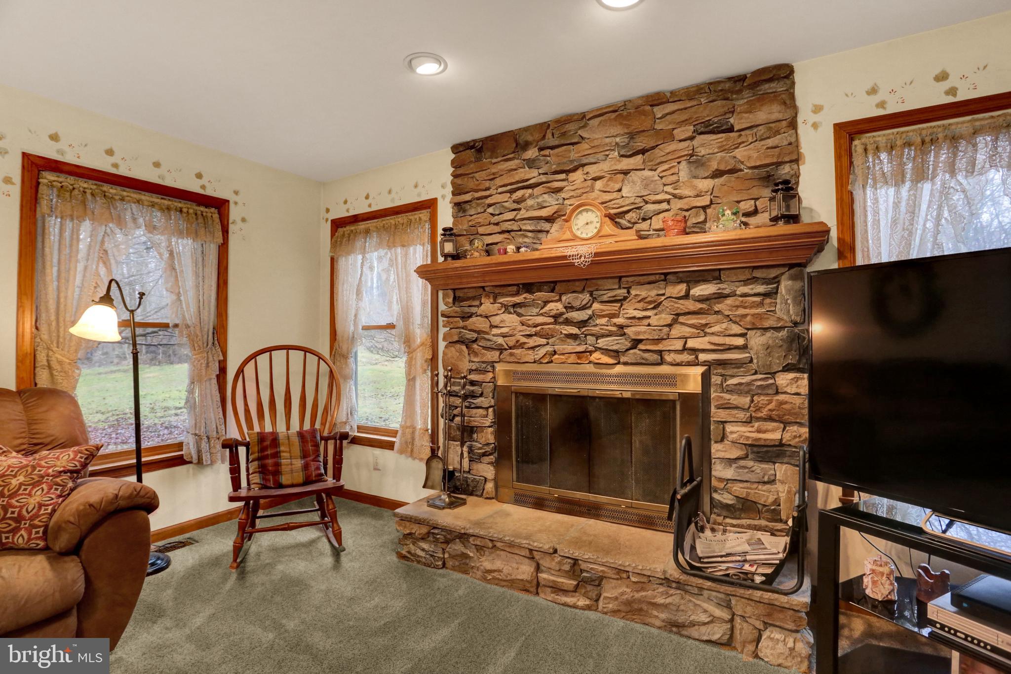721 Mt Rock Road Carlisle, PA 17015 - Photo 9 of 41 Gallery Image 9