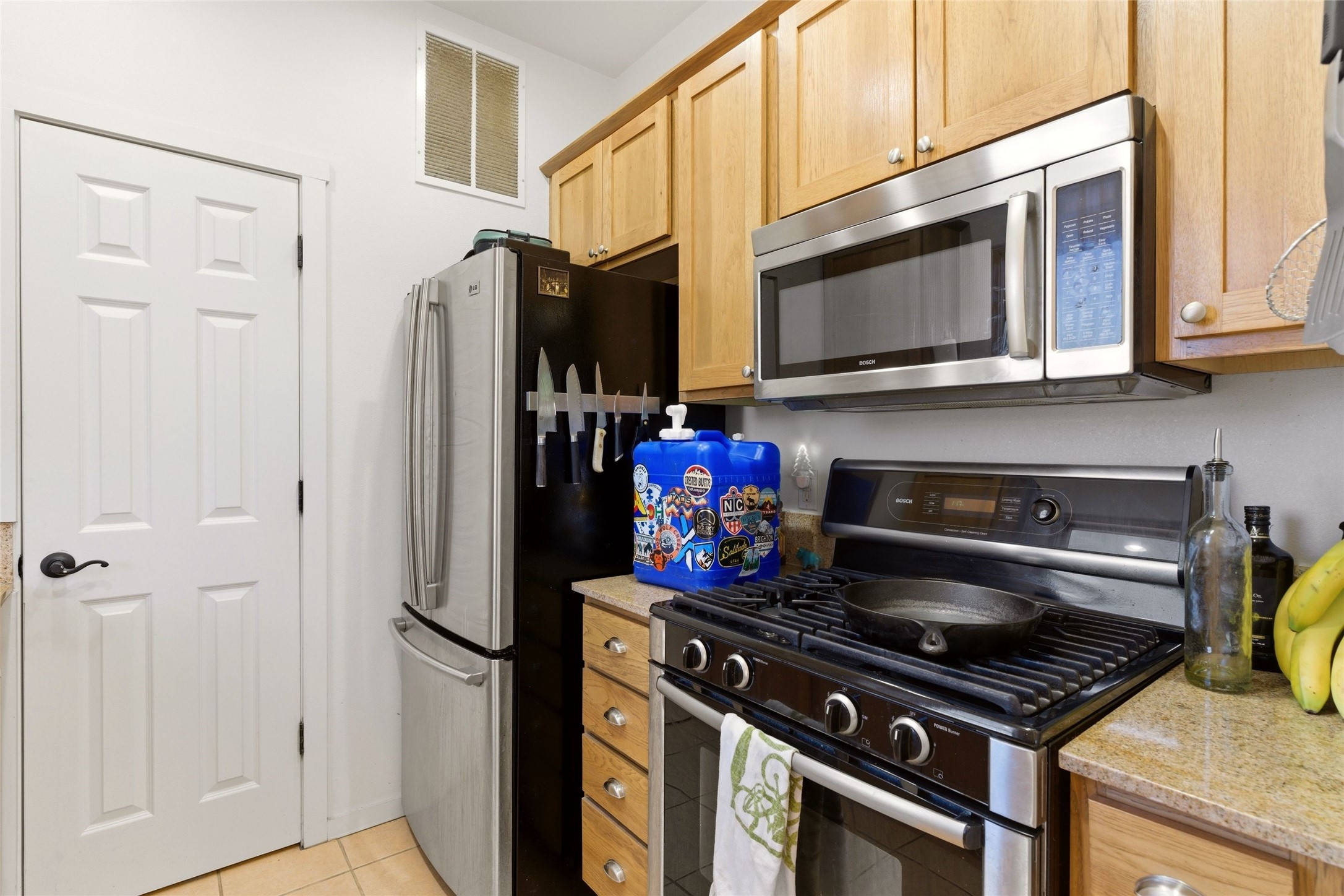 601 West San Mateo Road, Unit 202 Santa Fe, NM 87505 - Photo 5 of 17