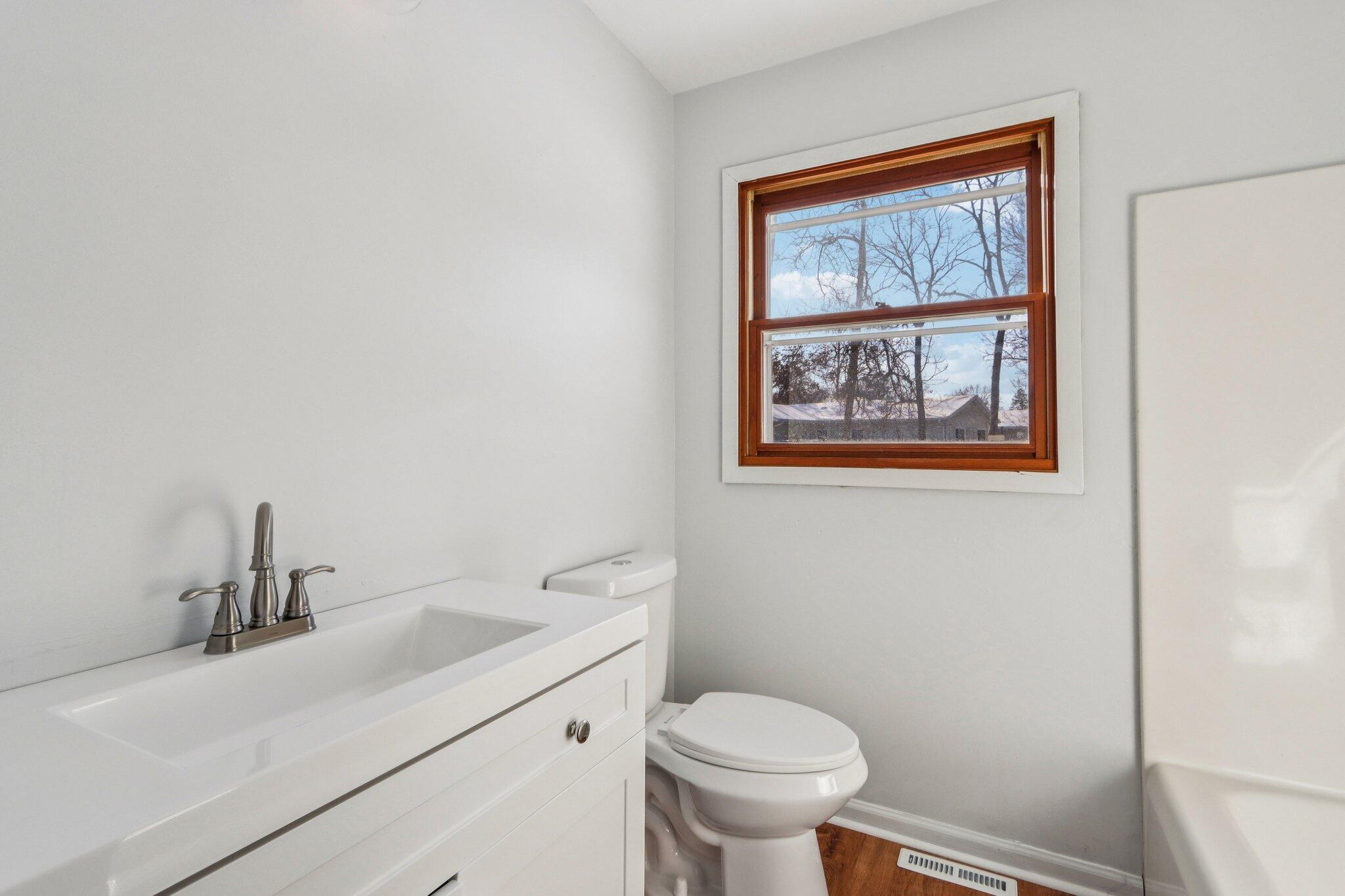 2803 Tilden Avenue Delavan, WI 53115 - Photo 13 of 38 38-web-or-mls-Tilden Ave-S2801-001