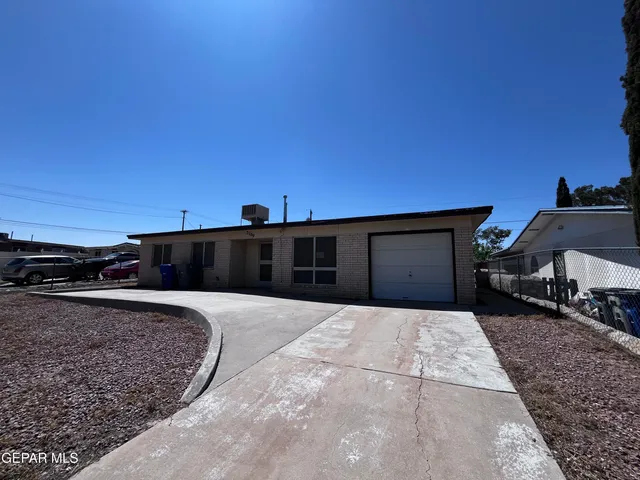 $193,000 | 2109 Febrero Drive, El Paso, TX 79935