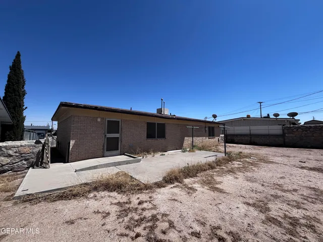 $193,000 | 2109 Febrero Drive, El Paso, TX 79935
