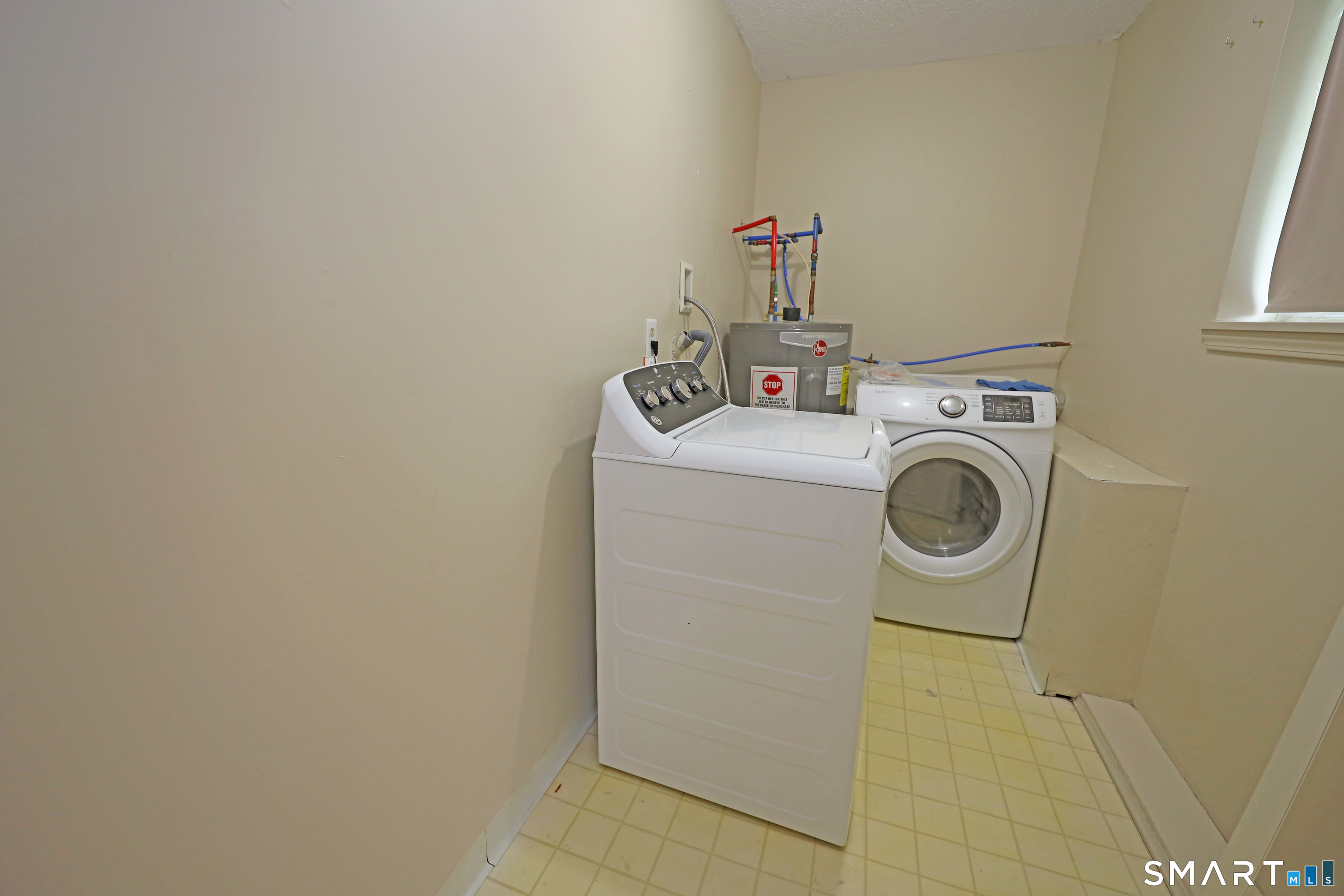 925 Oronoke Road, Unit 25G Waterbury, CT 06708 - Photo 15 of 16