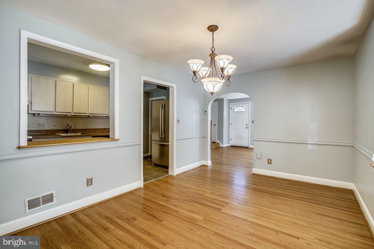 1609 Aberdeen Road Towson, MD 21286 - Photo 13 of 30 Gallery Image 13