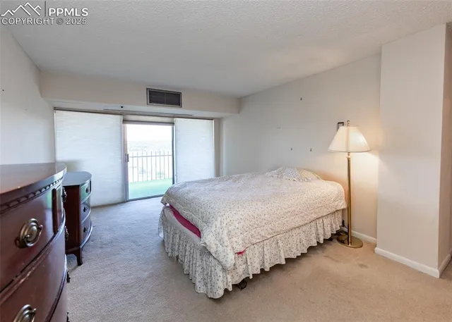 $170,000 | 411 Lakewood Circle, Unit B1114, Colorado Springs, CO 80910