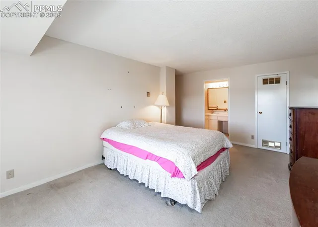 $170,000 | 411 Lakewood Circle, Unit B1114, Colorado Springs, CO 80910