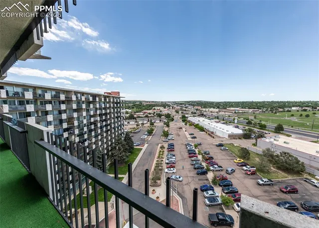 $170,000 | 411 Lakewood Circle, Unit B1114, Colorado Springs, CO 80910