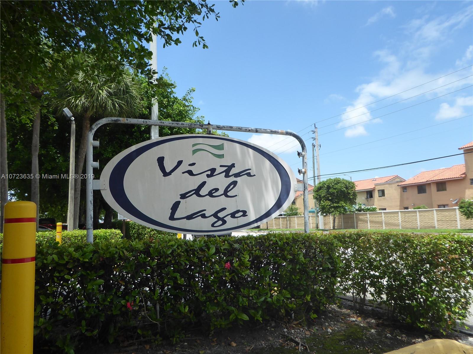 2726 West 60th Street, Unit 68 Hialeah, FL 33016 - Photo 3 of 23 a view of fountain in the backyard of house