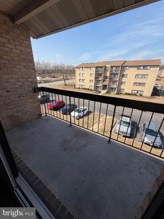 $1,800 | 1 Summit Hill Court, Unit C1, Catonsville, MD 21228