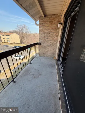 $1,800 | 1 Summit Hill Court, Unit C1, Catonsville, MD 21228