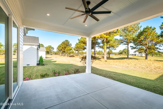 $829,000 | 124 Pine Tree Point, Snow Hill, NC 28580