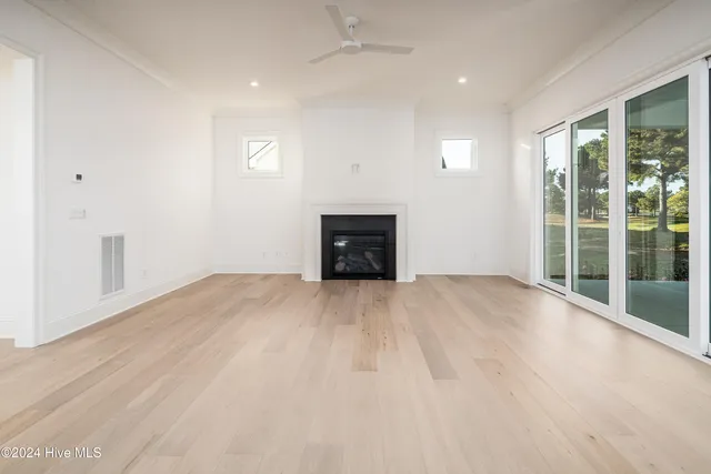 $829,000 | 124 Pine Tree Point, Snow Hill, NC 28580