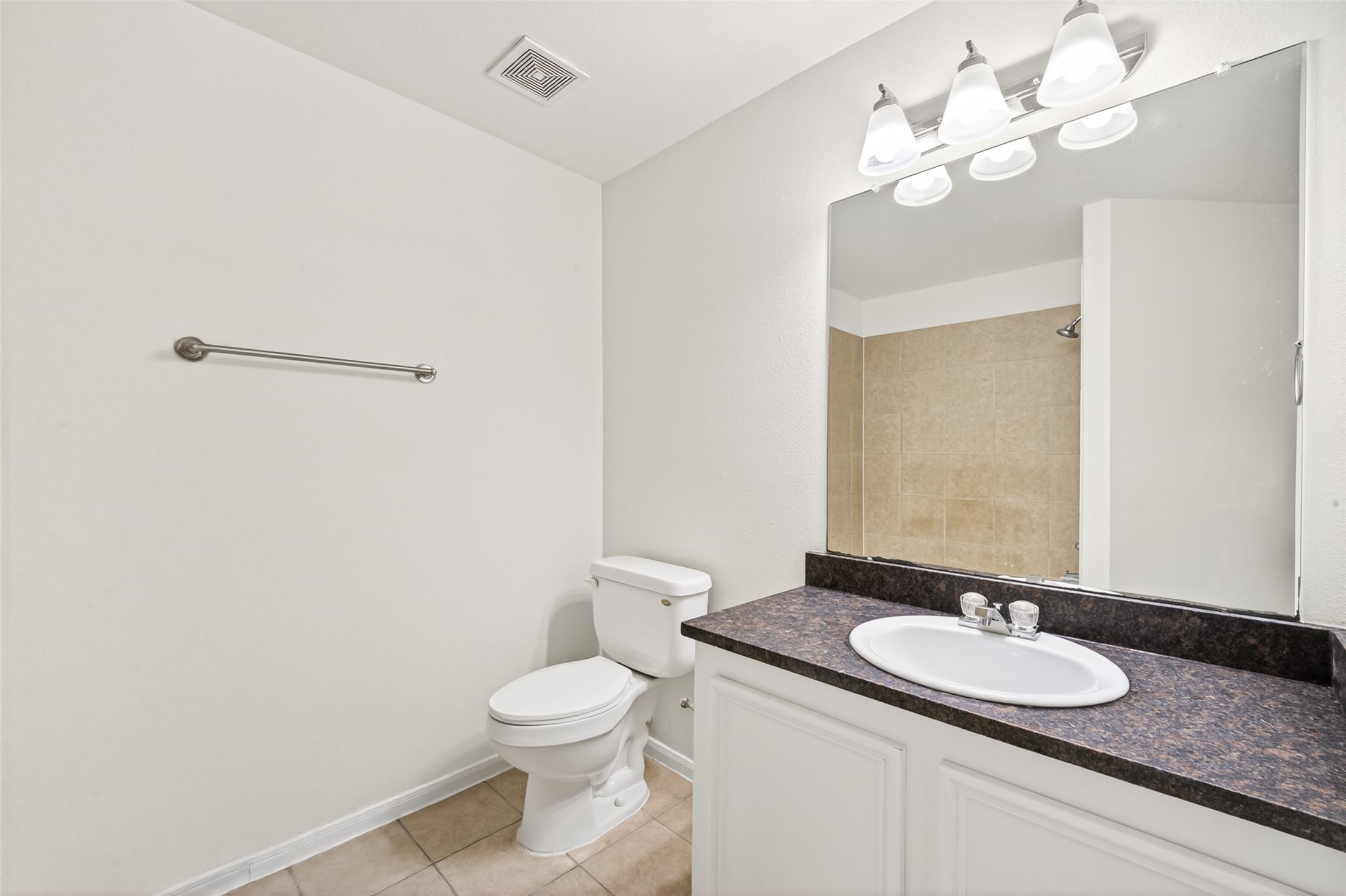 4502 Mallow Street, Unit A Houston, TX 77051 - Photo 24 of 35 Unit A-Upstairs master bath with tile floors.