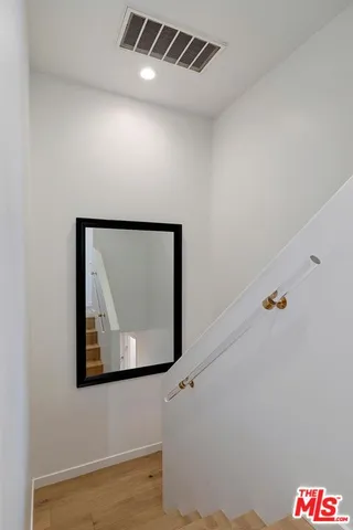 $1,050,000 | 1521 South Hayworth Avenue, Unit 107, Los Angeles, CA 90035