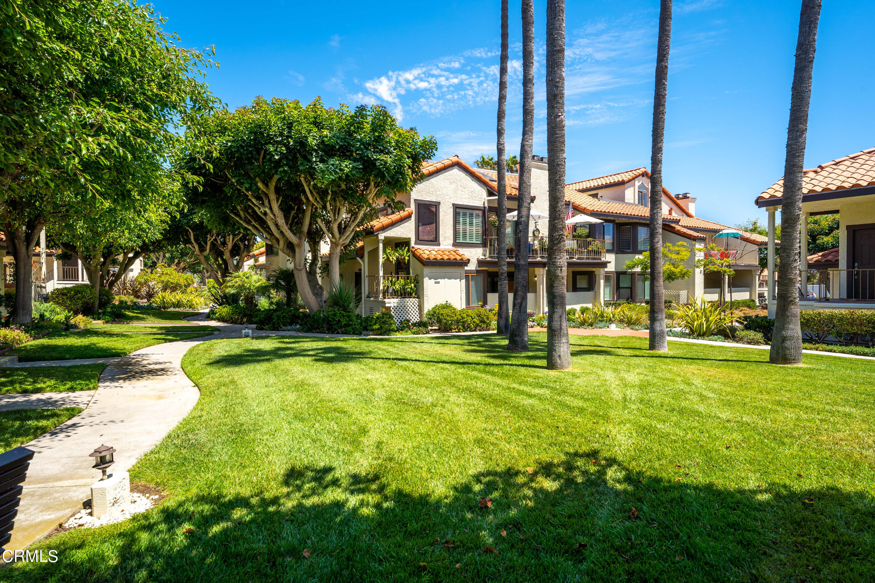 1971 Majorca Drive Oxnard, CA 93035 - Photo 6 of 44 a view of a house with swimming pool