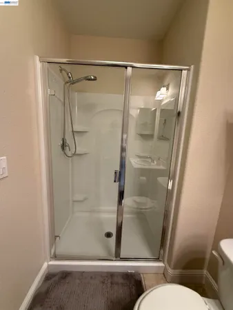 $4,999 | 6492 Bayview Drive, Oakland, CA 94605