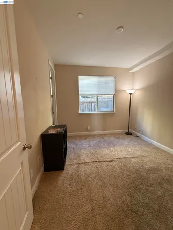 $4,999 | 6492 Bayview Drive, Oakland, CA 94605