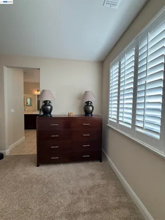 $4,999 | 6492 Bayview Drive, Oakland, CA 94605