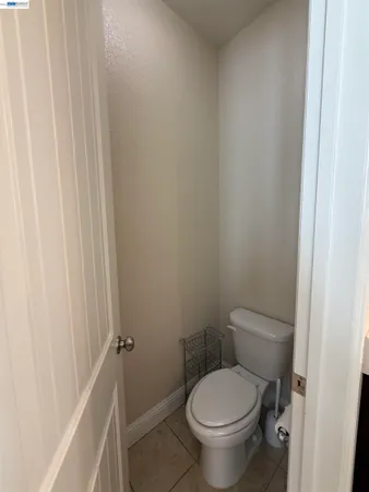 $4,999 | 6492 Bayview Drive, Oakland, CA 94605