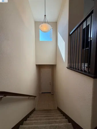 $4,999 | 6492 Bayview Drive, Oakland, CA 94605