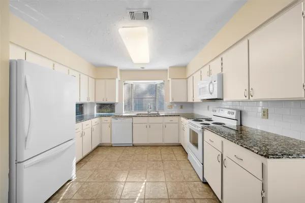 $1,925 | 5434 Garden Village Drive, Kingwood, TX 77339