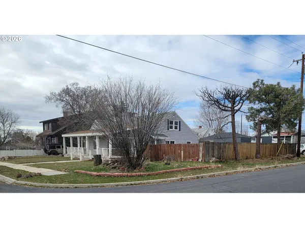 $194,700 | 776 North Alvord Avenue, Burns, OR 97720