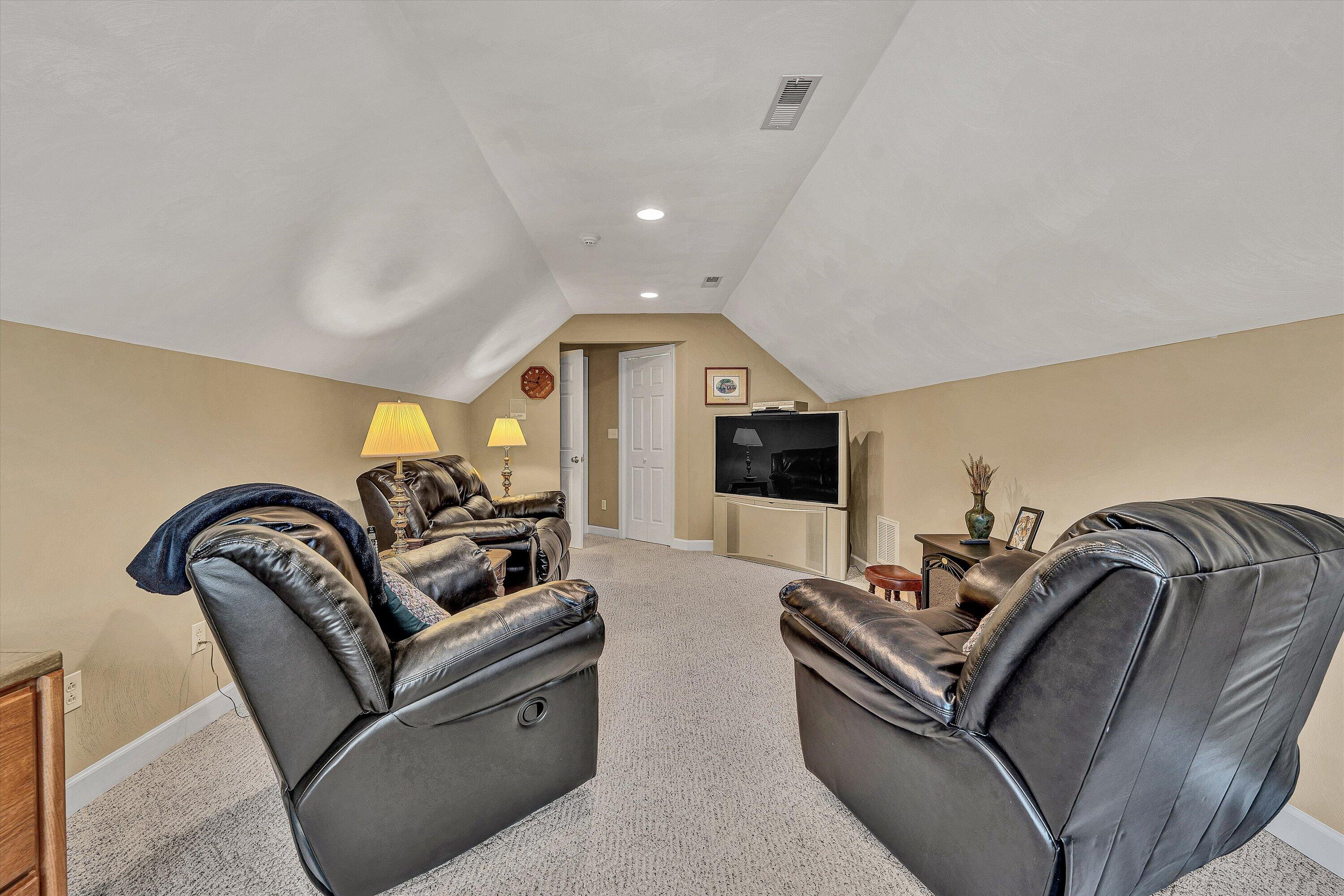134 Stoneybrook Road Roanoke, VA 24019 - Photo 53 of 76 51-DSC00121