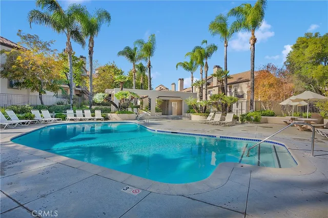 $560,000 | 24151 Del Monte Dr., Unit 348, Valencia, CA 91355