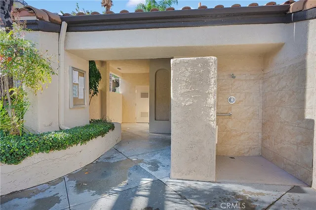 $560,000 | 24151 Del Monte Dr., Unit 348, Valencia, CA 91355