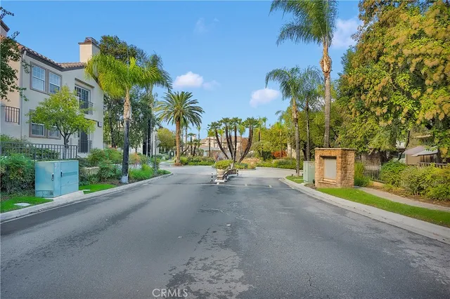 $560,000 | 24151 Del Monte Dr., Unit 348, Valencia, CA 91355