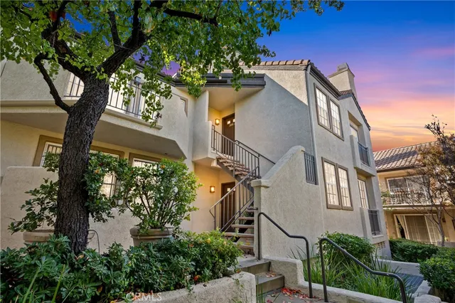 $560,000 | 24151 Del Monte Dr., Unit 348, Valencia, CA 91355