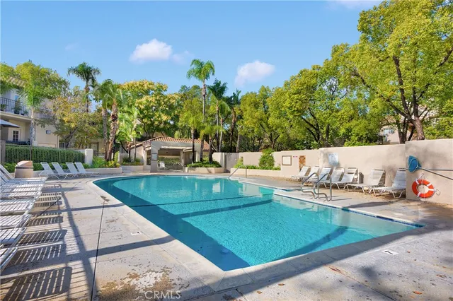 $560,000 | 24151 Del Monte Dr., Unit 348, Valencia, CA 91355