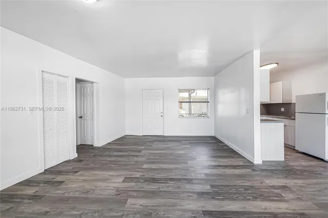 $1,775 | 7271 Gary Avenue, Unit 26, Miami Beach, FL 33141