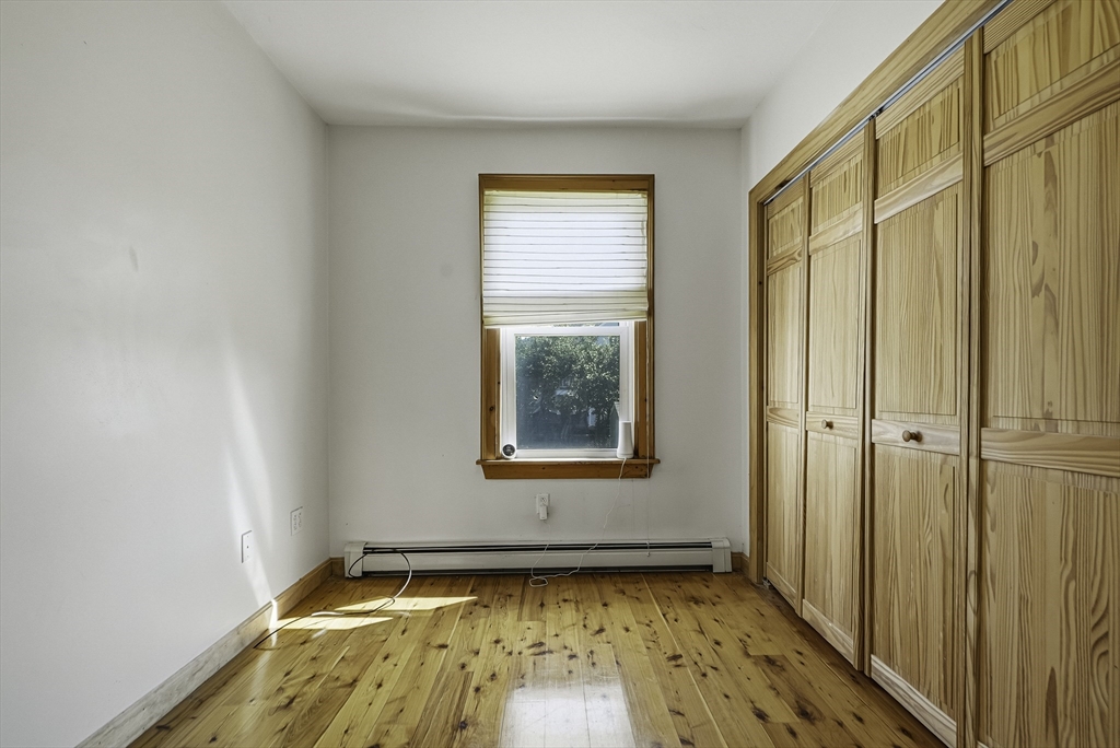 55 Chilmark Street Worcester, MA 01604 - Photo 23 of 42