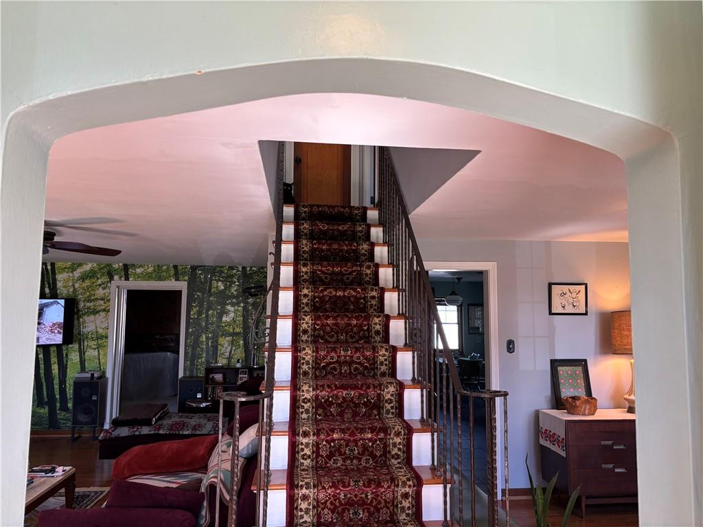 107 Overdale Road Pittsburgh, PA 15221 - Photo 3 of 34 Gallery Image 3