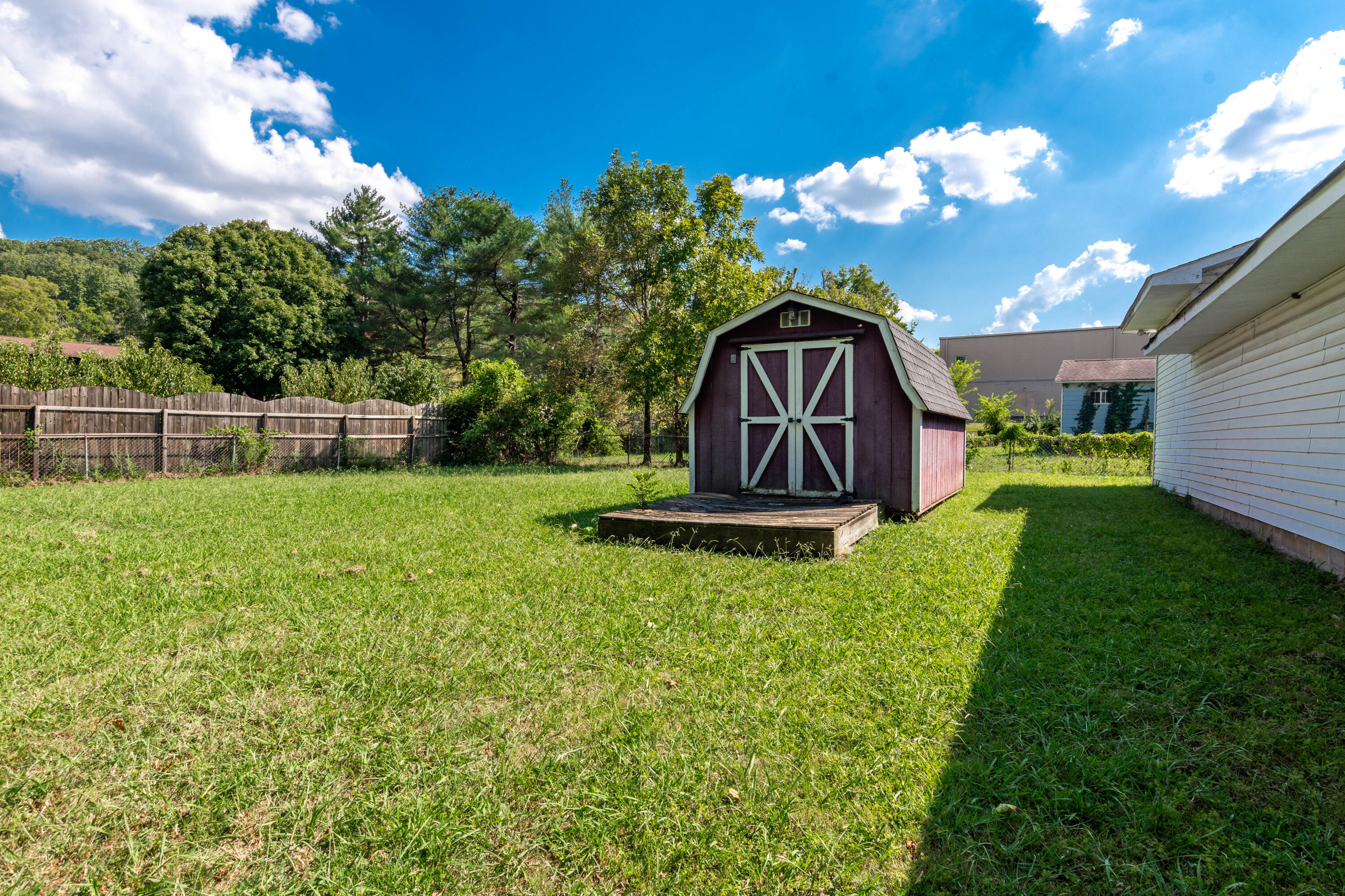 528 Browns Ferry Road Chattanooga, TN 37419 - Photo 42 of 60 528 Browns Ferry Rd-42