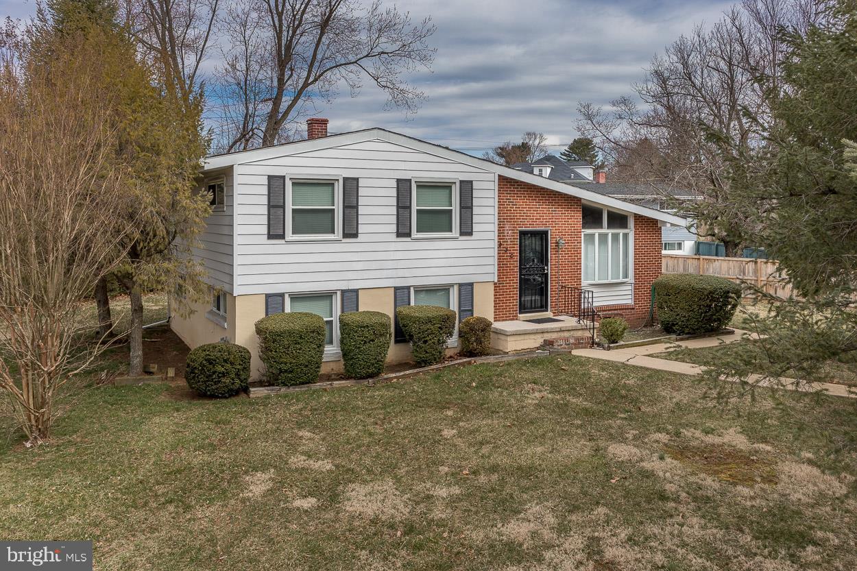 2830 Rona Road Gwynn Oak, MD 21207 - Photo 3 of 27