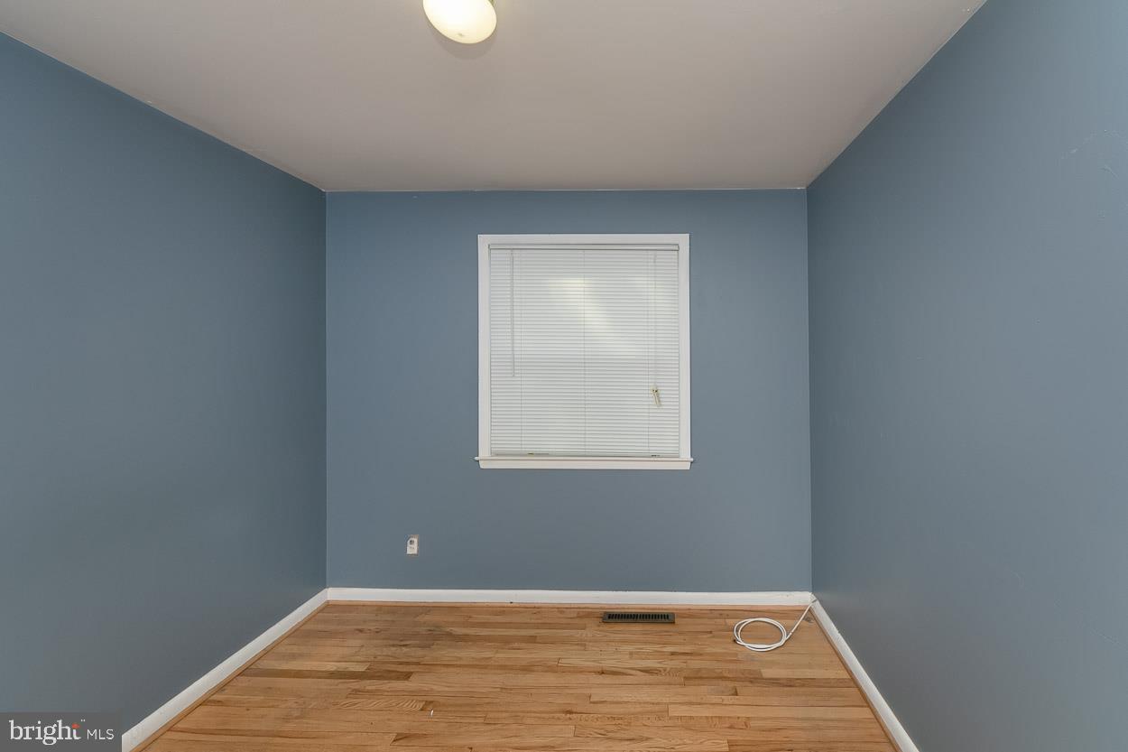 2830 Rona Road Gwynn Oak, MD 21207 - Photo 22 of 27