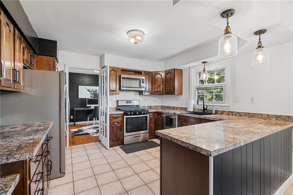 3085 Investors Road Washington, PA 15301 - Photo 18 of 46 Gallery Image 18