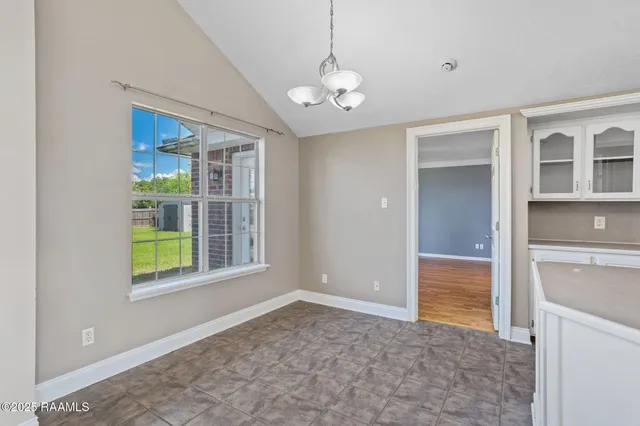 $2,100 | 1624 North Michael Square, Lake Charles, LA 70611